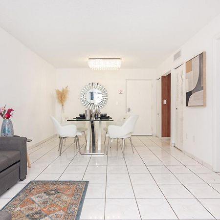 One Bedroom Apartment - With Parking & Balcony - Heart Of Wynwood Miami Esterno foto