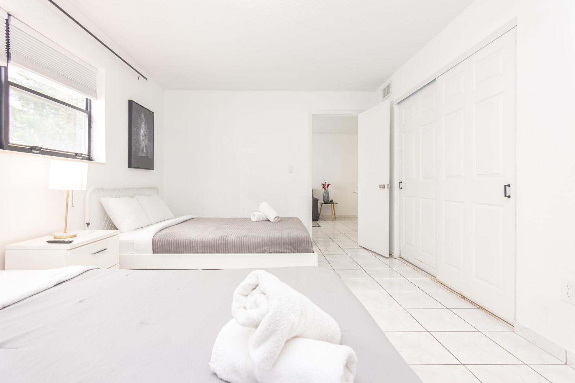 One Bedroom Apartment - With Parking & Balcony - Heart Of Wynwood Miami Esterno foto