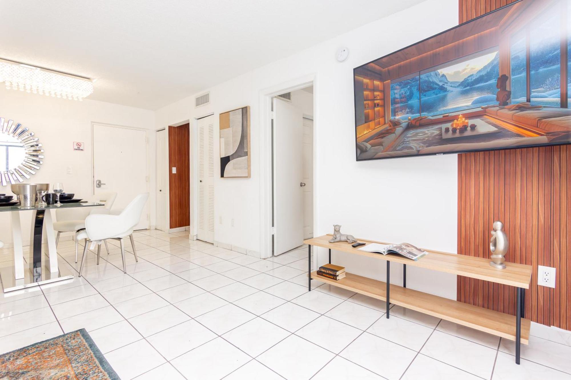 One Bedroom Apartment - With Parking & Balcony - Heart Of Wynwood Miami Esterno foto