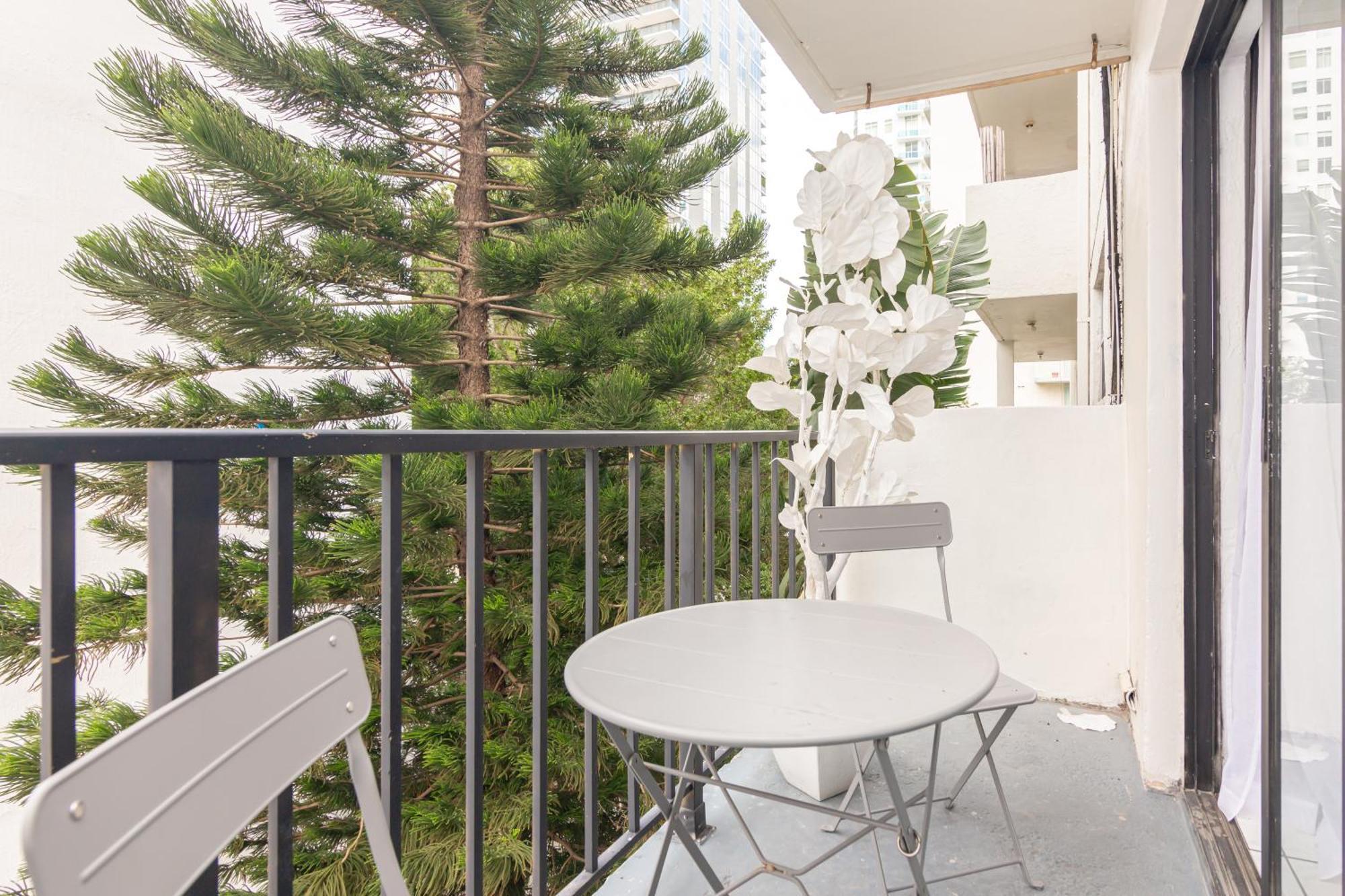 One Bedroom Apartment - With Parking & Balcony - Heart Of Wynwood Miami Esterno foto